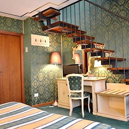 Residenza La Campana Guest house
