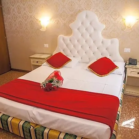Residenza La Campana Gæstehus 3*
