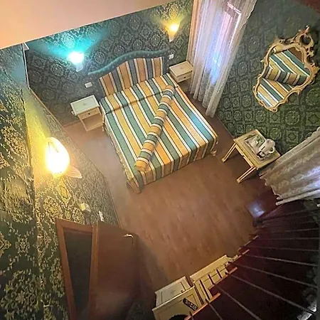 Residenza La Campana Gæstehus