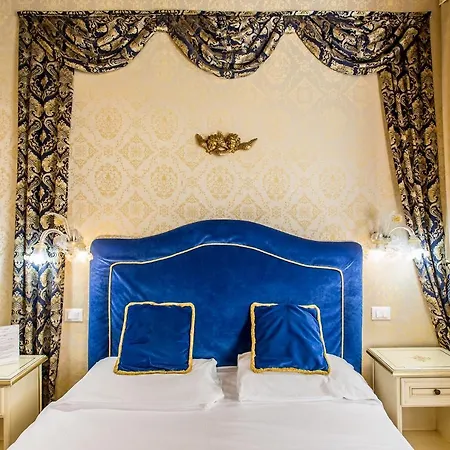Residenza La Campana Pensionat 3*