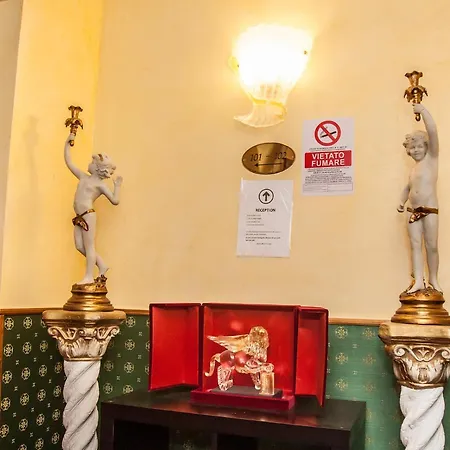Pensionat Residenza La Campana 3*