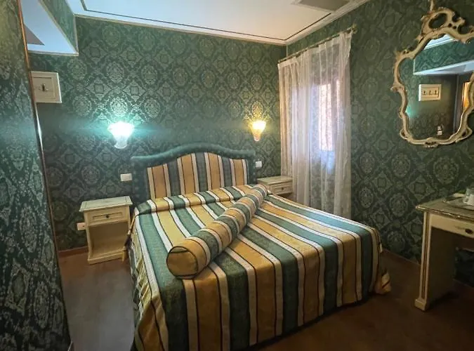 Residenza La Campana Gasthof 3*