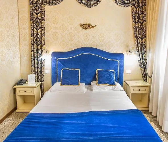 Residenza La Campana 3* Venedig