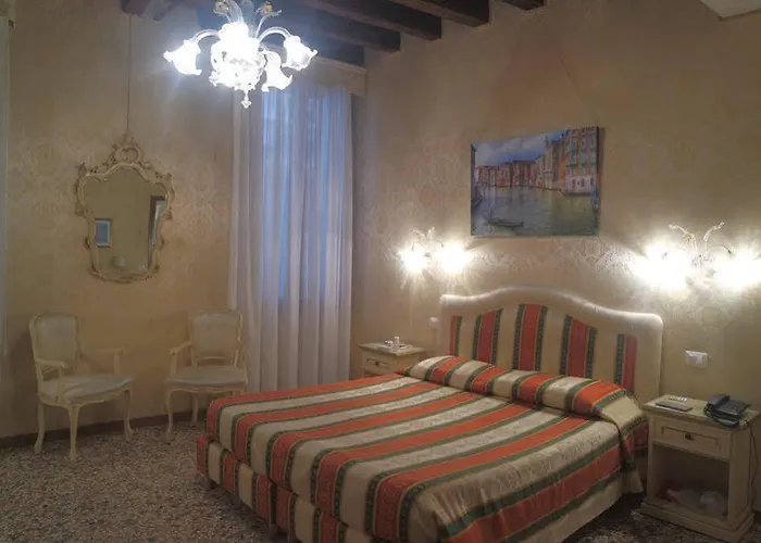 Residenza La Campana 3*