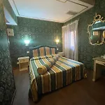 Residenza La Campana Maison d'hôtes 3*