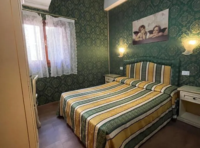 Residenza La Campana Affittacamere